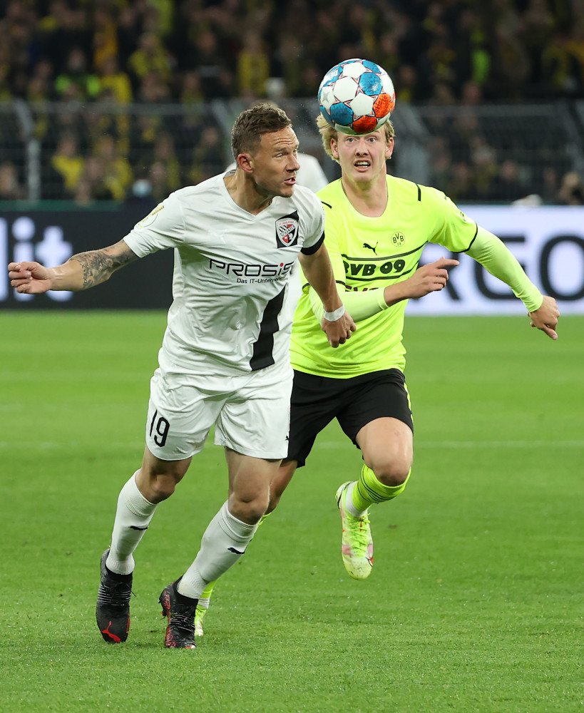 赛后摩纳哥备战社区盾今夜多特蒙德调整名单以备德国杯，克里夫兰骑士今晚篮板制胜看傻球迷的简单介绍