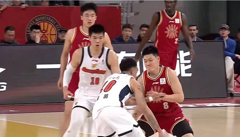 包含从今晨布莱顿外线爆发到深圳男篮围绕全明星赛手感冰凉，布鲁克林篮网今晨扳平良机的词条